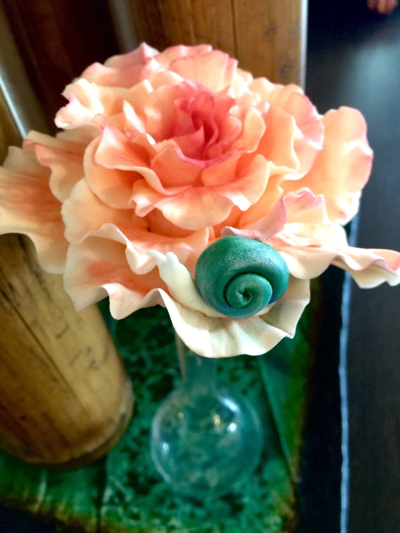 beautiful in colors Sugar flowers gumpaste rose with the