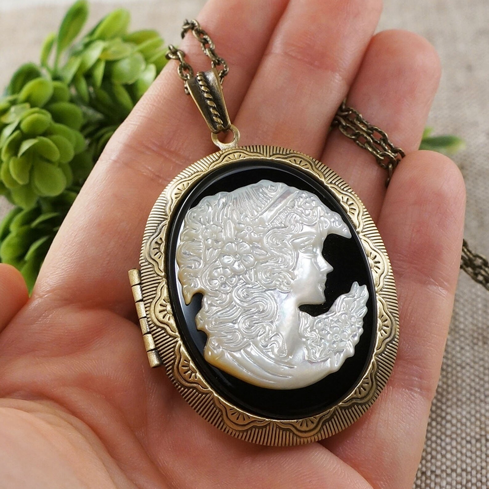 Black & White Mother of Pearl Lady Cameo Photo Locket Necklace Etsy