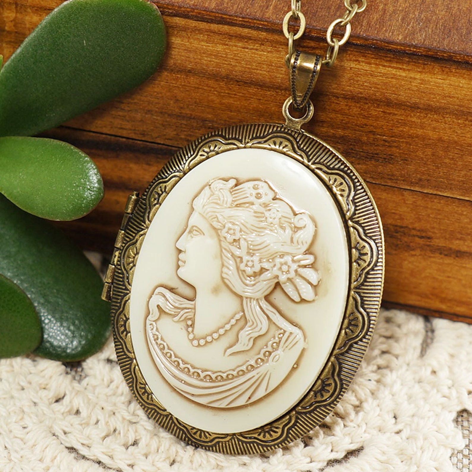 Cameo медальон кулон
