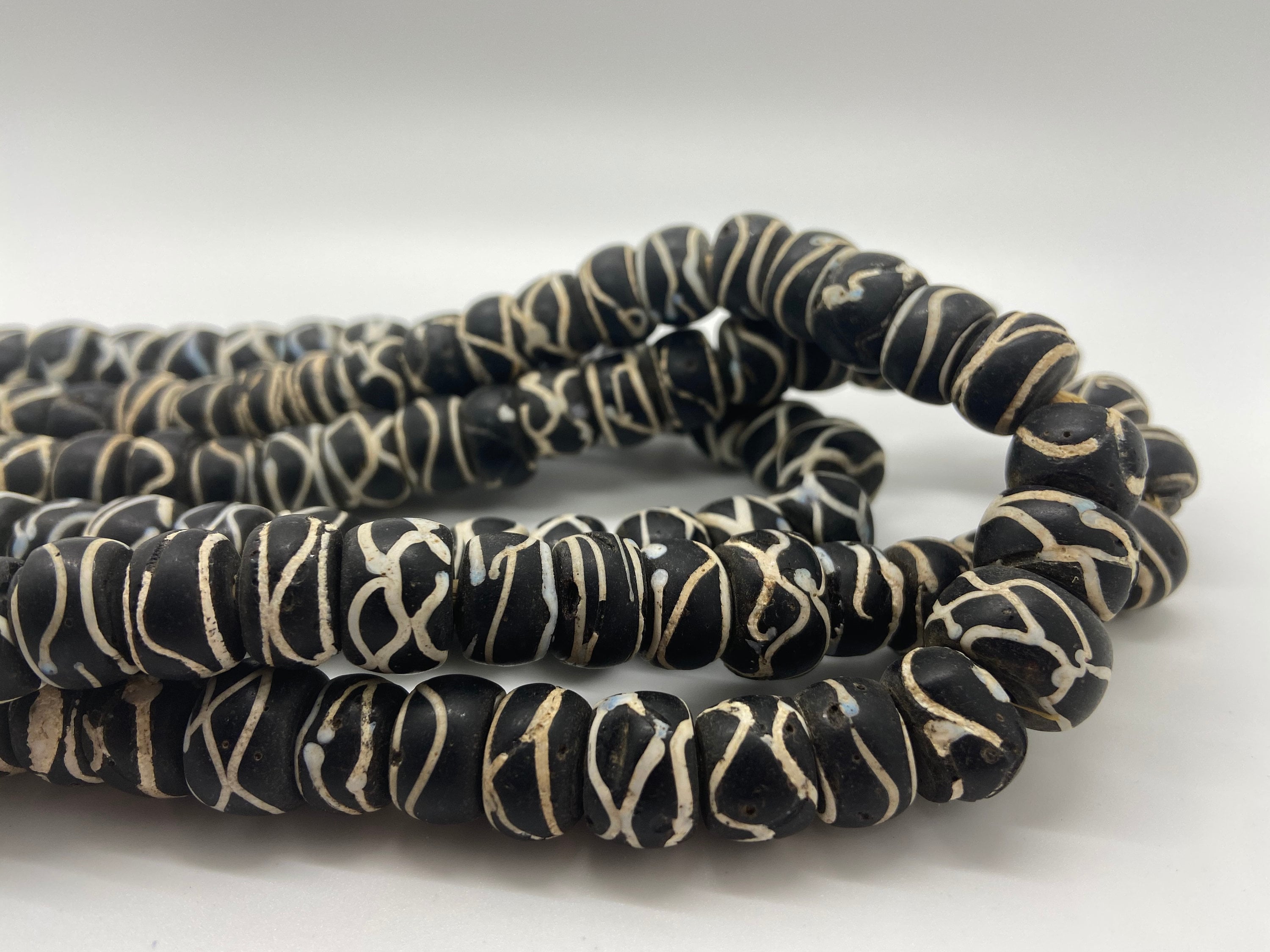 Antique Venetian Black and White Rattle Snake African Trade Bead Strand ...