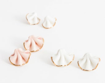 Seashell porcelain earrings 22k gold. White or Pink