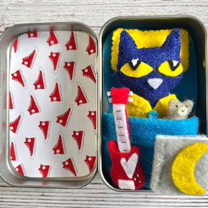 Plush Reversible Felt Pete the Cat-Inspired Altoid Tin Play Set with Teddy Bear, Electric Guitar, Bed, and Book