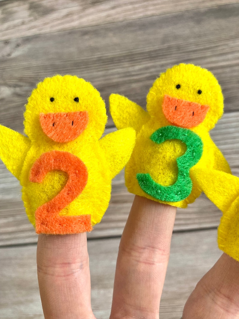 5 Five Little Ducks Felt Finger Puppets Set of 5 Etsy