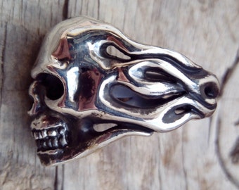 Skull and Flames Ring - Biker Silver Ring - Livraison gratuite