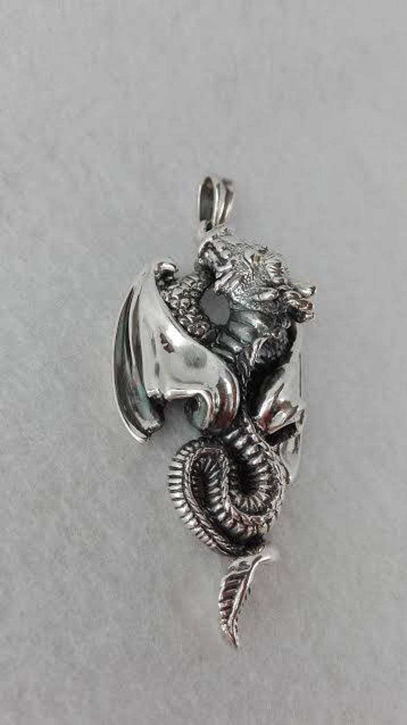 Free shipping Sterling silver Magical pendant Mythical creature Dragon pendant