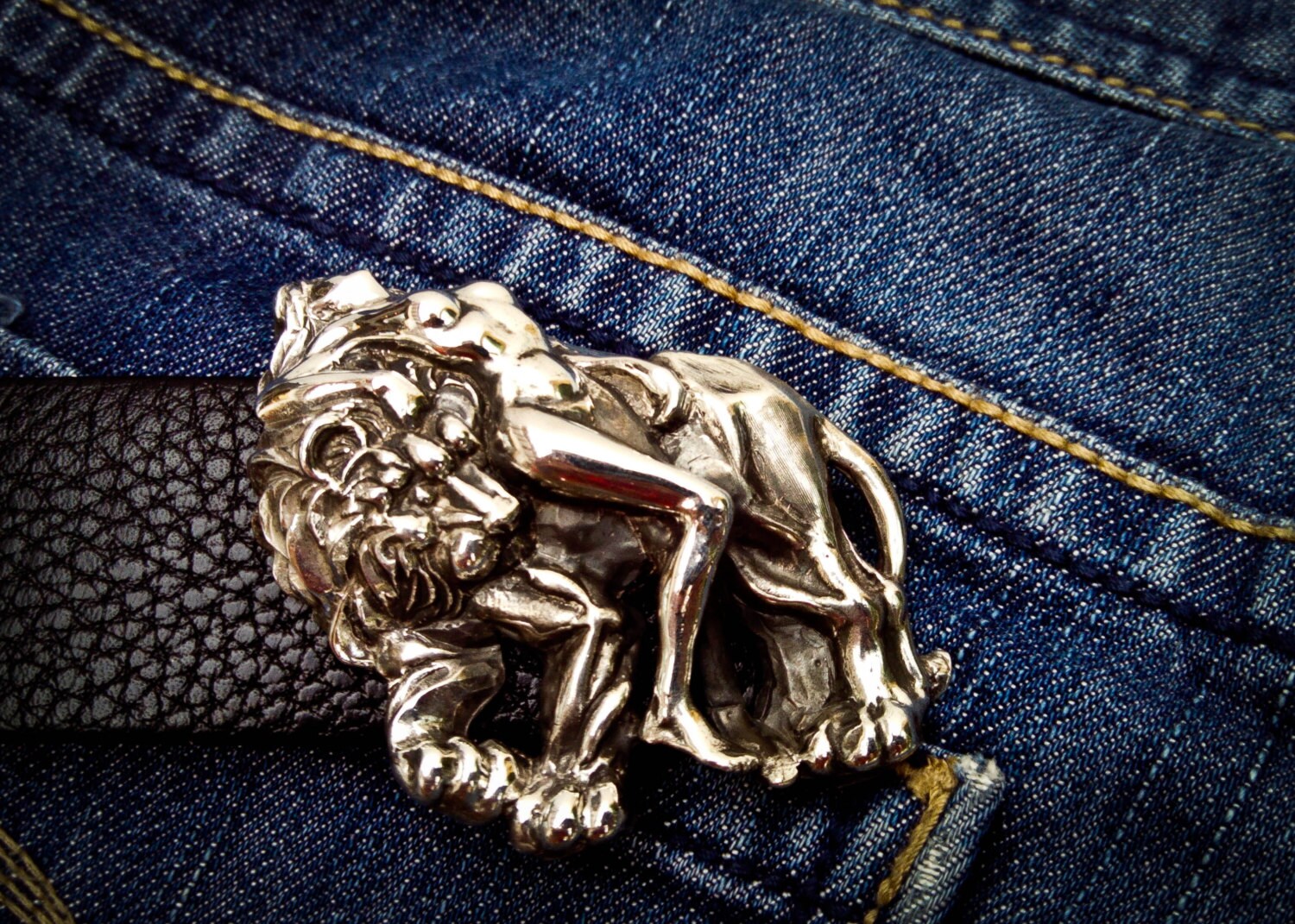 DOUBLE LION BUCKLE BELT WITH CHAIN SOLID BROWN