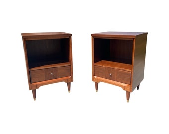 Vintage mid century modern 1960s walnut pair nightstands morris furniture matchmaker restored brass