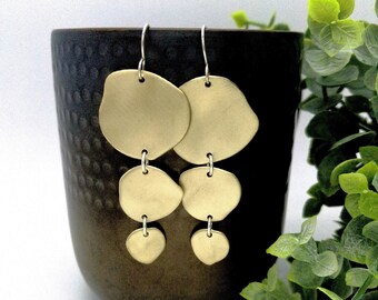 Long Gold Asymmetrical Dangle Earrings, Mismatched Brass Disc Earrings, Asymmetric Earrings, Geometric Jewelry, Satin Finish Circle Earrings