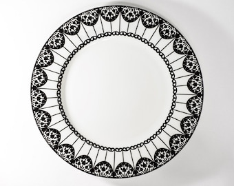 Dinner Plate: elegant black and white Paper Kite design on fine bone china