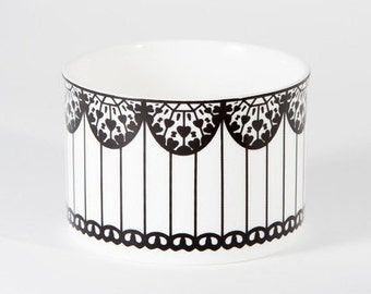 Sugar bowl: Elegant black and white Paper Kite design on fine bone china