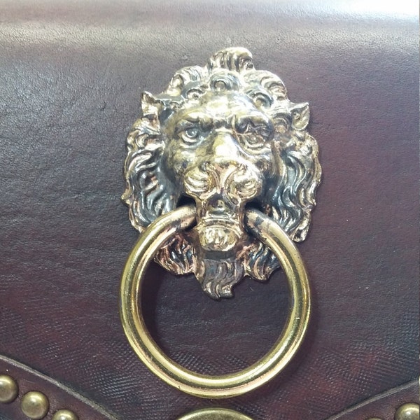 lion ring day ware sporran