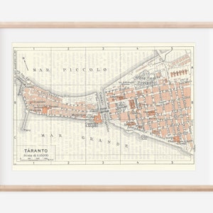 1940 Taranto Italy Vintage Map