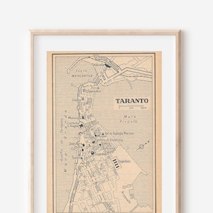 1954 Taranto Italy Vintage Map