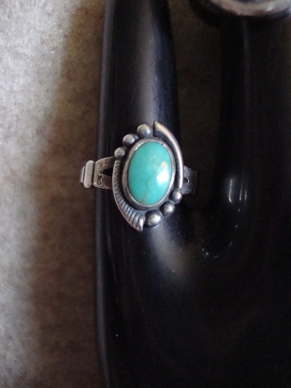Turquoise Native American Ring - image 4
