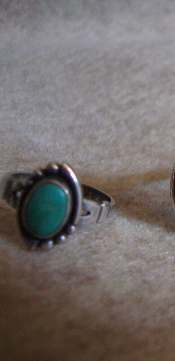 Turquoise Native American Ring - image 9