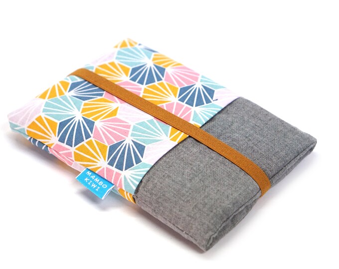 Custom-made e-reader case with pastel Scandinavian pattern for Kindle, Kobo, Vivlio, Bookeen - Padded cover with elastic, gift for women