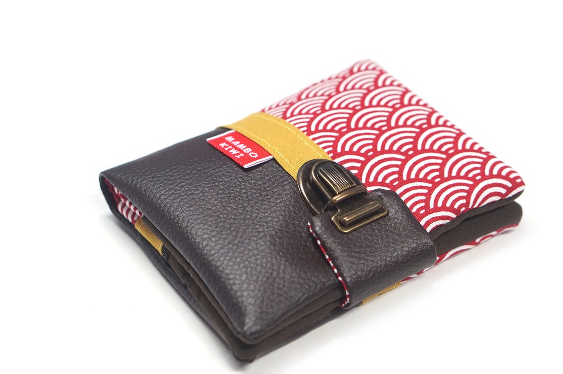 Small Japanese Women's Wallet Leather Wallet With Clasp Etsy