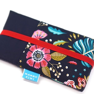Etui téléphone taille sur mesure tissu bleu marine fleuri avec poches et élastique, samsung Galaxy, iphone, Lenovo, Xiaomi, redmi note...