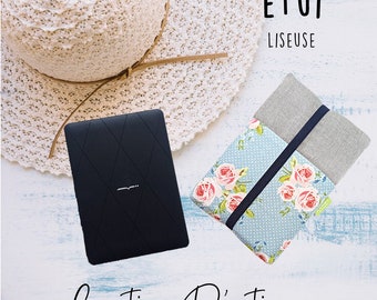 Etui liseuse sur mesure tissu liberty bleu poches, étui Kobo clara 2 fleurs, kobo libra 2, kindle paperwhite, SUR MESURE, cadeau maman,noël