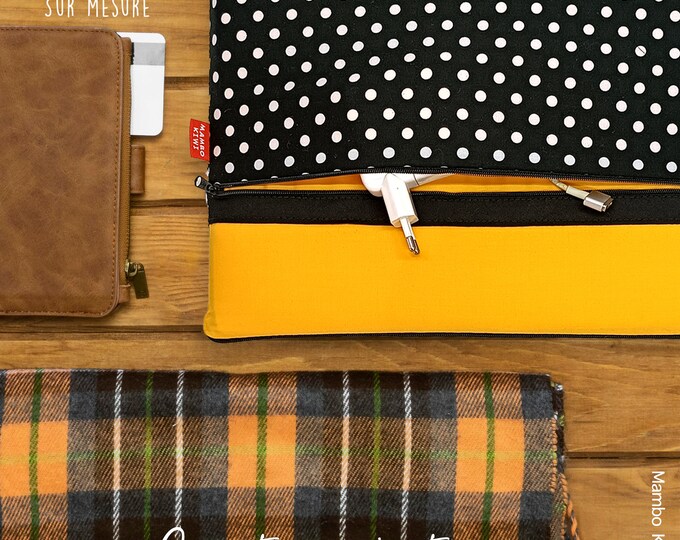 Custom-made 13/14 inch laptop sleeve in polka dot fabric with pocket, macbook pro 14 case, fabric computer bag, minimalist style