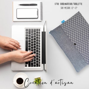 Etui ordinateur 15 et 16 pouces sur mesure tissu japonais vagues bleu marine avec poche et rembourrage, housse MacBook, cadeau noël homme
