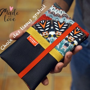Scheckbuch-Geldbörse für Damen, schwarzes Leder, afrikanischer Stoff, rote Mandalas mit Gummiband, Begleiter mit Ranzenverschluss, personalisiertes Weihnachtsgeschenk