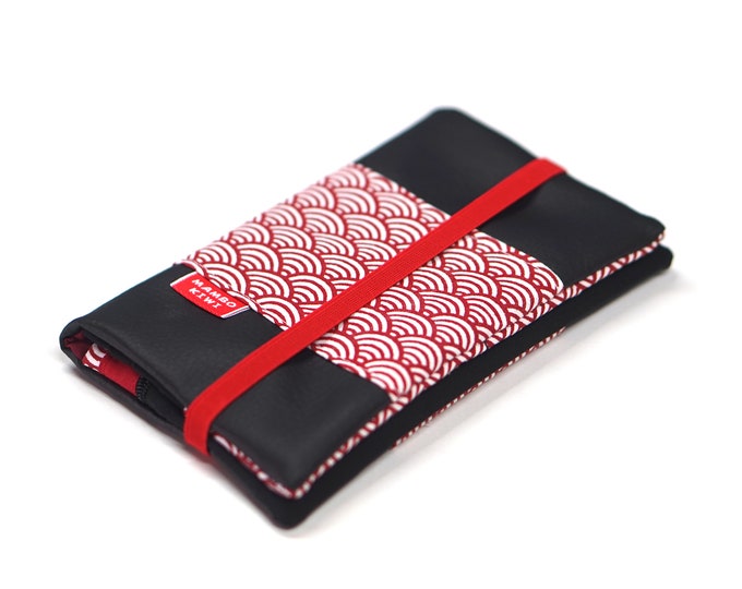 Vegan checkbook wallet in black faux leather and Japanese wave print fabric - Gift for women who love Japan - Customizable