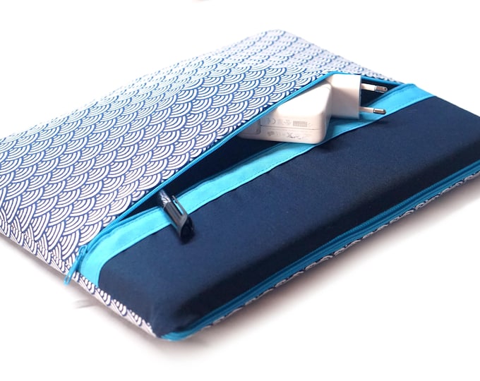 Custom-made 13-14 inch laptop sleeve - Macbook, HP, Lenovo, Asus, Dell - Japanese wave fabric - Handmade gift for men, brothers, fathers