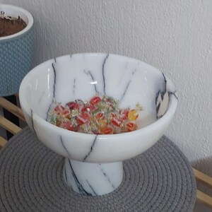Handmade Marble Base Bowl: Decorative Centerpiece Plate