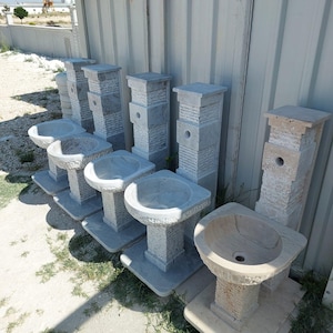 Travertine Pedestal Garden Fountain: Natural Stone Washbasin