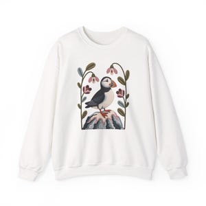 Faux Yarn Art Puffin Sweatshirt, Coastal Bird Sweater, Nordic Nature Crewneck, Ocean Wildlife Winter Apparel image 7