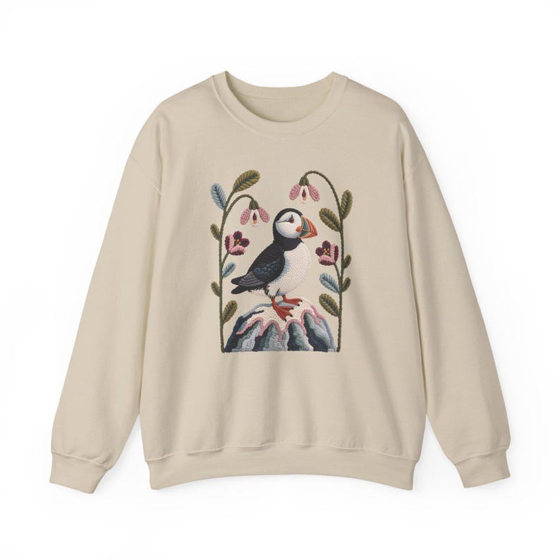 Faux Yarn Art Puffin Sweatshirt, Coastal Bird Sweater, Nordic Nature Crewneck, Ocean Wildlife Winter Apparel image 2