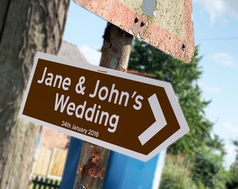 Personalised Direction Sign Brown METAL WEDDING SIGN, Wedding Plaque , Signs, Wedding Signs, Customizable Wedding Signs, Wedding Reception