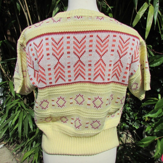 Vintage 1940s-style knitted yellow & red patterne… - image 3