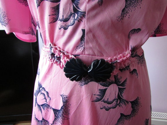 1990s does 1940s pink & navy floral day dress wit… - image 2