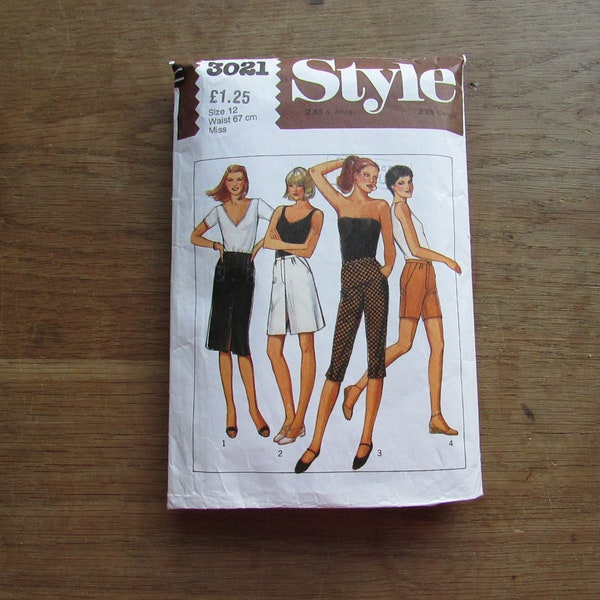 Part cut 1980 Style 3021 sewing pattern for misses' skirt, trousers or shorts, size 12 (complete but missing instructions)