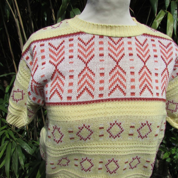 Vintage 1940s-style knitted yellow & red patterne… - image 2