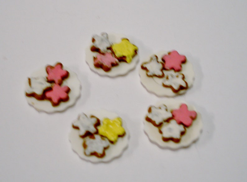 Mini Cookies on plate: star cookies image 1