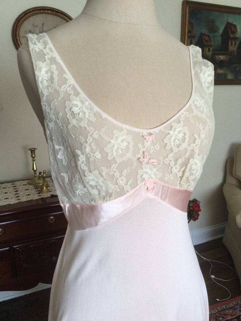 Alice Maloof Design Sweet Pink and Ivory Negligée With Swaying Skirt ...
