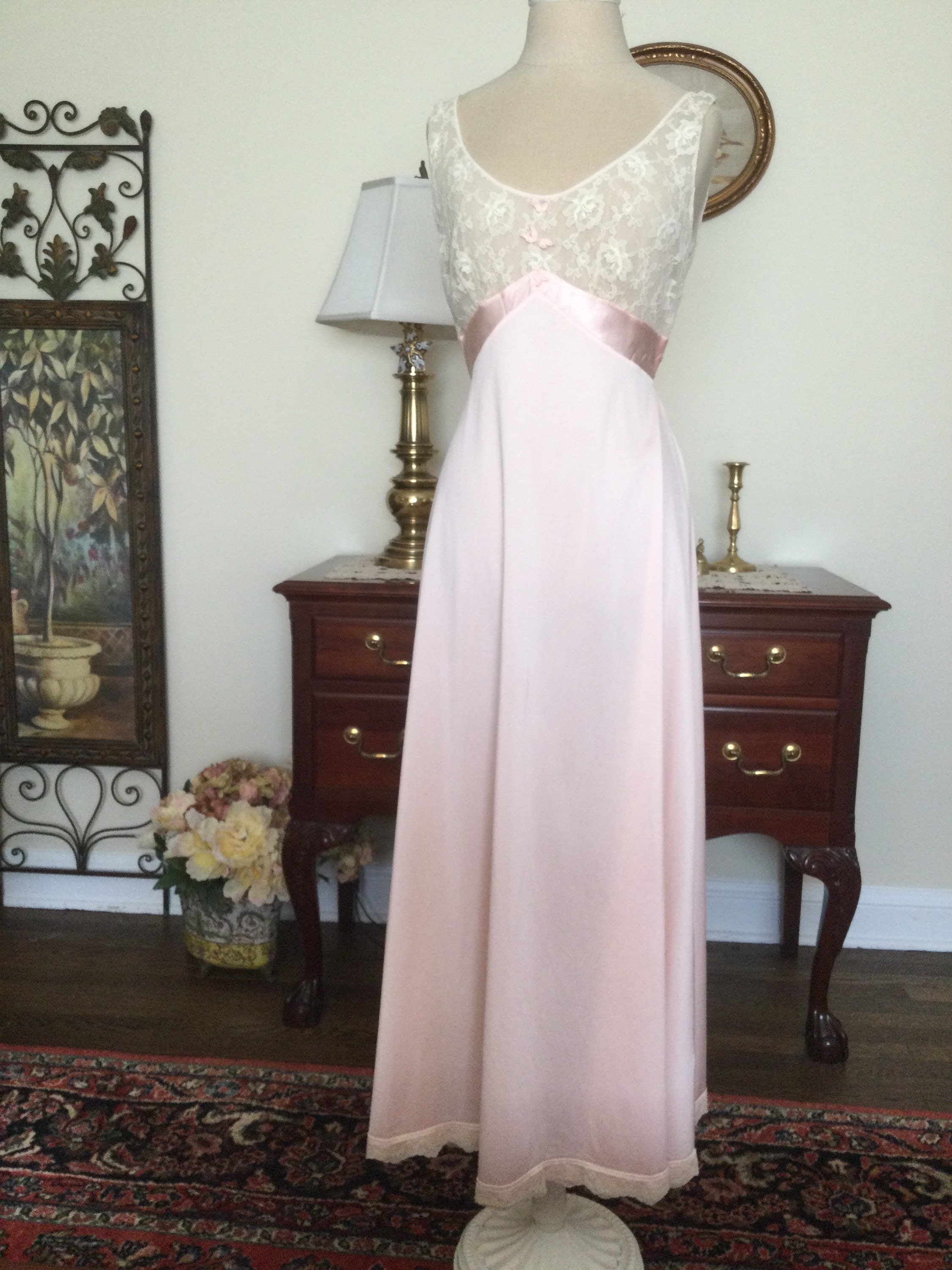 Alice Maloof Design Sweet Pink and Ivory Negligée With Swaying Skirt - Etsy