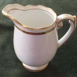 Roslyn Fine Bone China Kleines Milchkännchen aus England