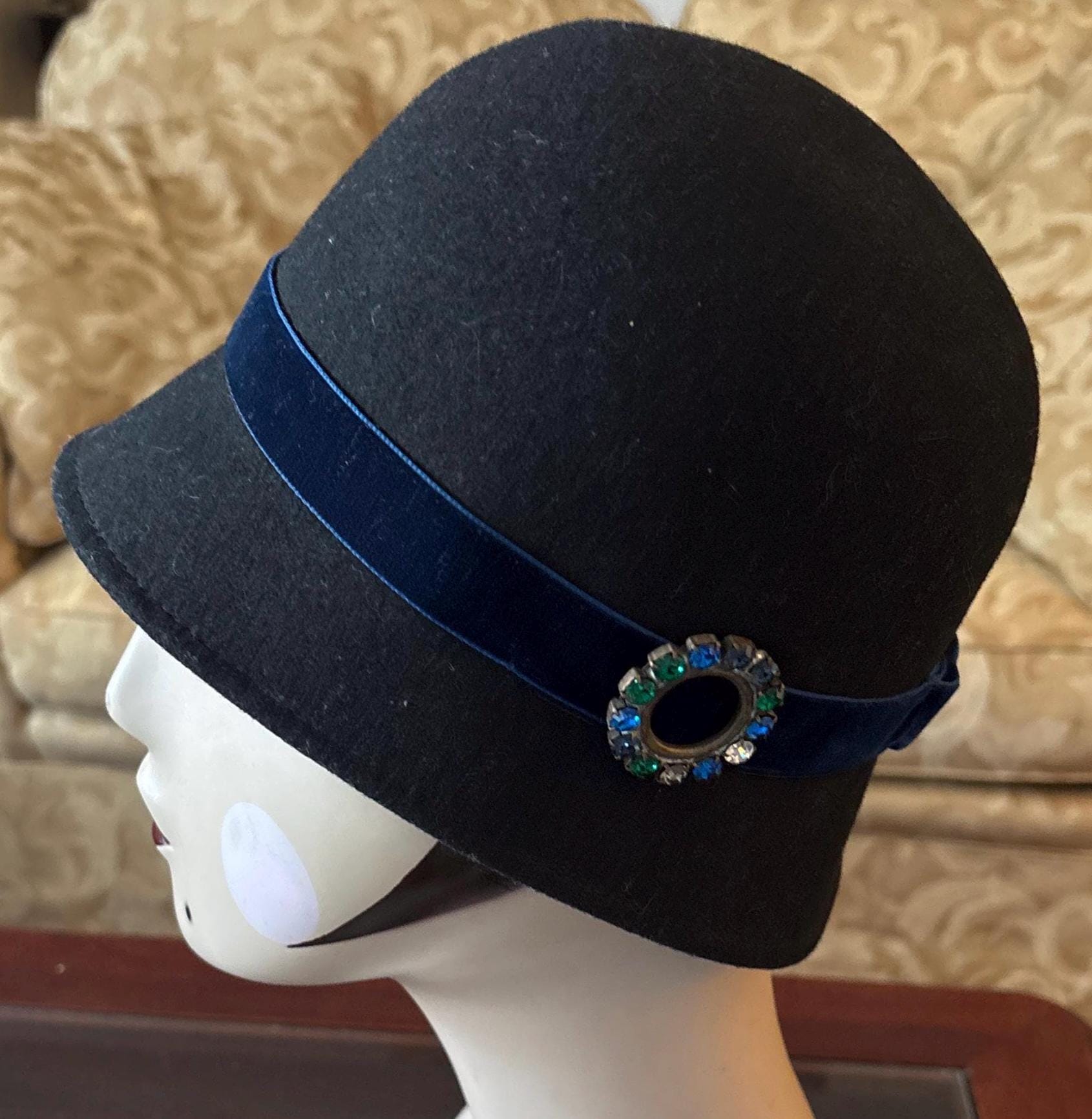 Santelli Francesca Italy Black and Blue Cloche Hat Navy Wool Felt Maithe Cloche Hat - Traclet Reference: 7738  main image 4
