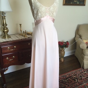 Alice Maloof Design! Sweet Pink and Ivory Negligée with Swaying Skirt!