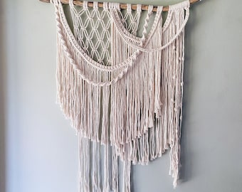 Macramé Wall Décor. Bohemian Natural Wall Hanging. Boho Wall Décor. Boho Style Home Decoration.