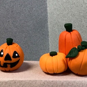 PUMPKINS:  Halloween Miniatures. Pumpkins grouped or alone!  Your choice of one.