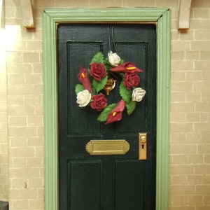1/12th Scale Dolls House Hand Made Garland Dark Red Calla Lillies Dark Red & Cream Roses ( Made with Paper Roses)