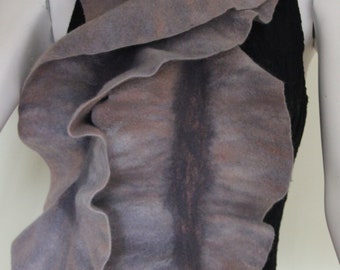 Bufanda con volantes de Nunofelt, chal, moda ecológica, bufanda de fieltro de Nunofelting, bufanda de fieltro hecha a mano, hecha a mano en EE. UU., moda sostenible, arte de fibra