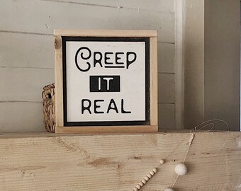 Creep it real halloween Sign / Farmhouse halloween sign / Modern fall decor / Room decor ideas / Fall Wall hanging / Halloween Wall decor