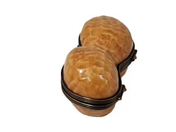 Limoges Trinket Box Hand Painted Peanut with Metal Monkey Clasp View 2
