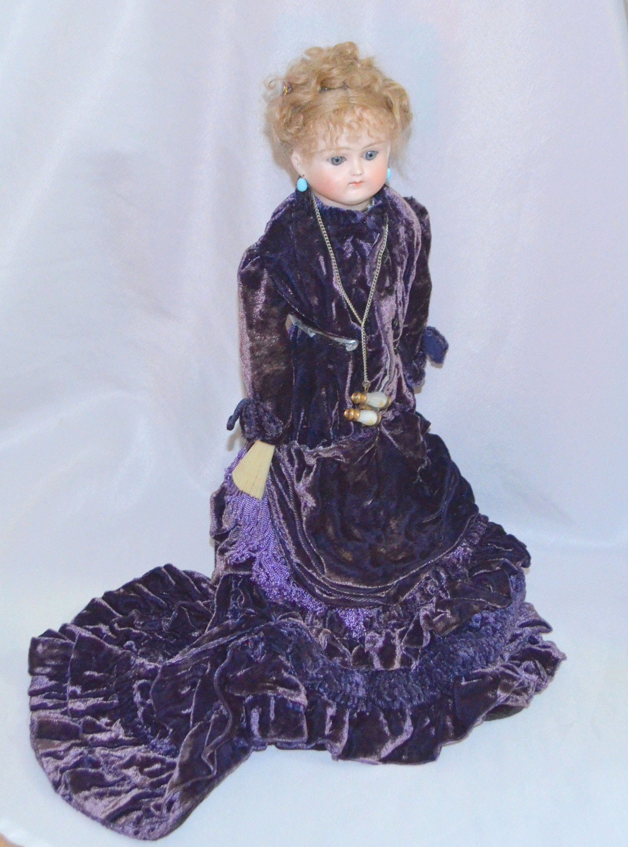 Dolls For Days - Part 3: France's Beautiful Bisque Dolls - What's it Worth  Art Appraisals